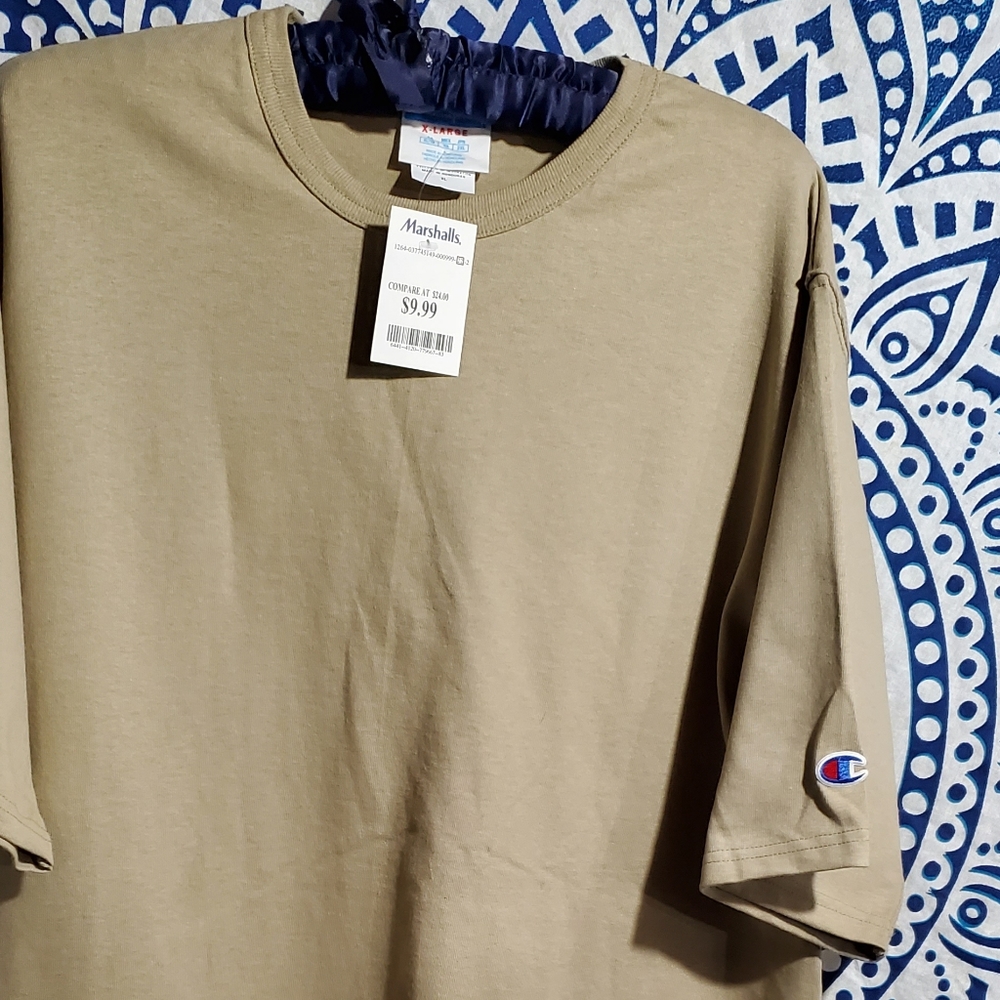 Champion t shirt